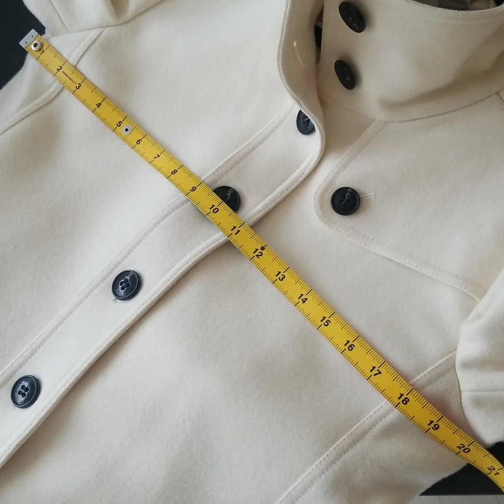 Burberry Cream White Wool Blend Single Breasted "Indiana" Peacoat - Picture 11 of 16